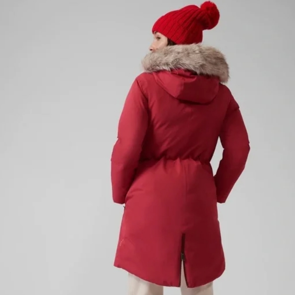 ATHLETA New Rainout Outbound Parka TALL - Decadent Red